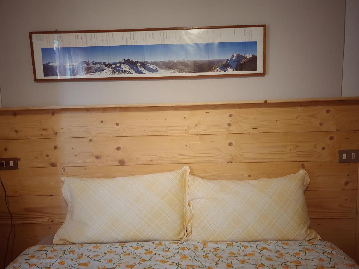 B&B Il Pettirosso Malonno Esterno foto