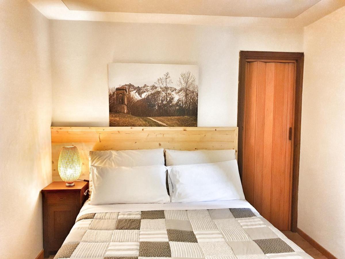 B&B Il Pettirosso Malonno Esterno foto