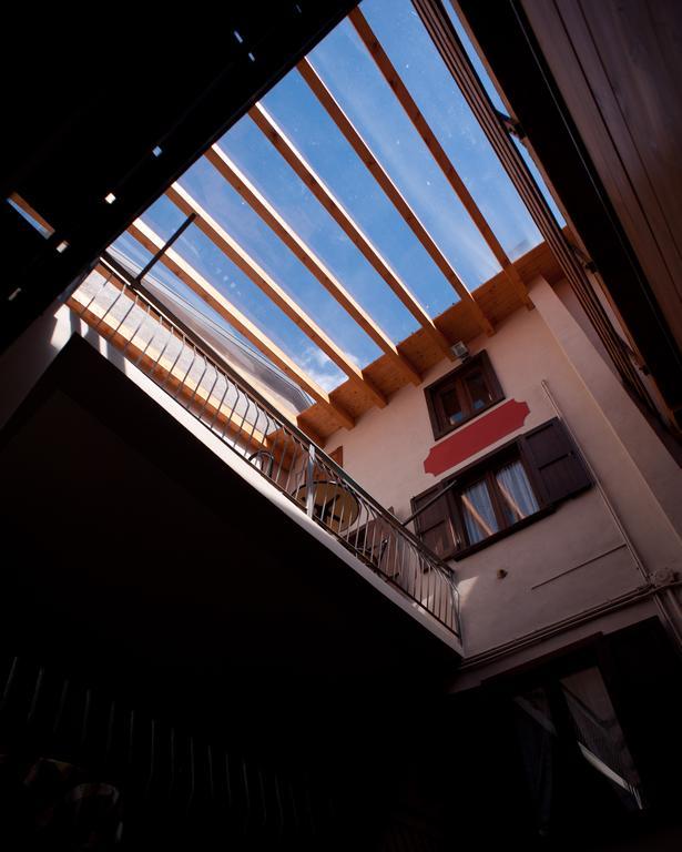 B&B Il Pettirosso Malonno Esterno foto